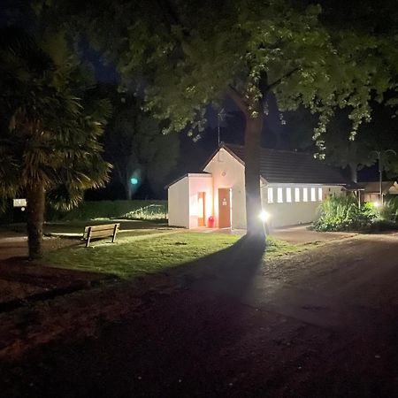 Camping Les Portes Du Perche Mamers Εξωτερικό φωτογραφία
