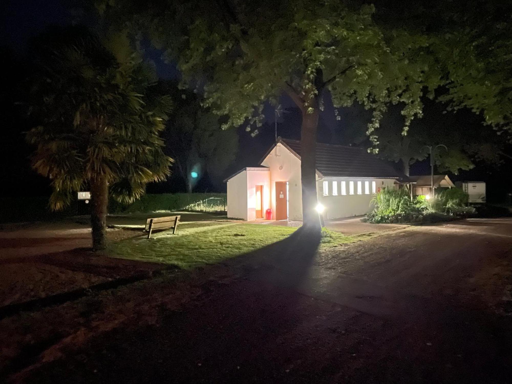 Camping Les Portes Du Perche Mamers Εξωτερικό φωτογραφία