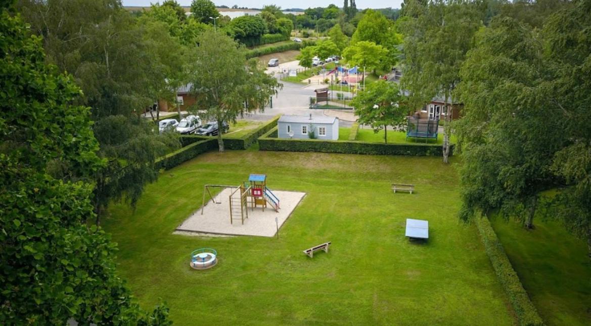 Camping Les Portes Du Perche Mamers Εξωτερικό φωτογραφία